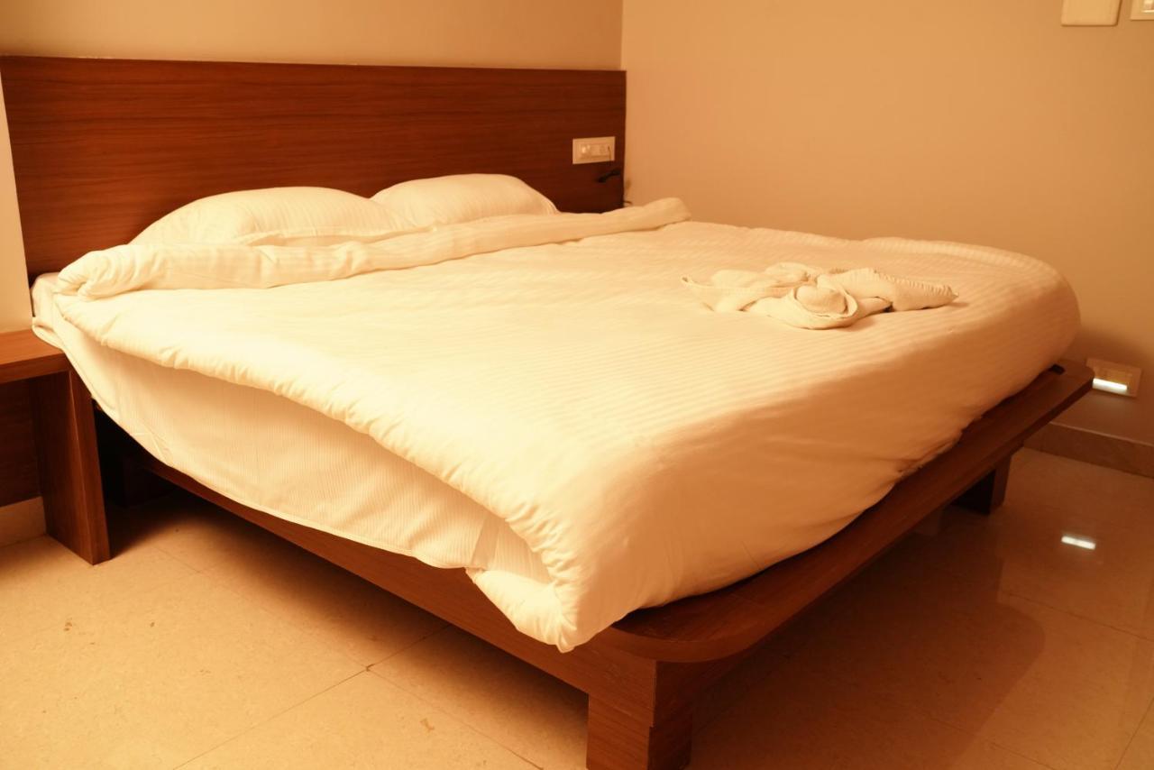 Swagath Residency Kākināda 외부 사진